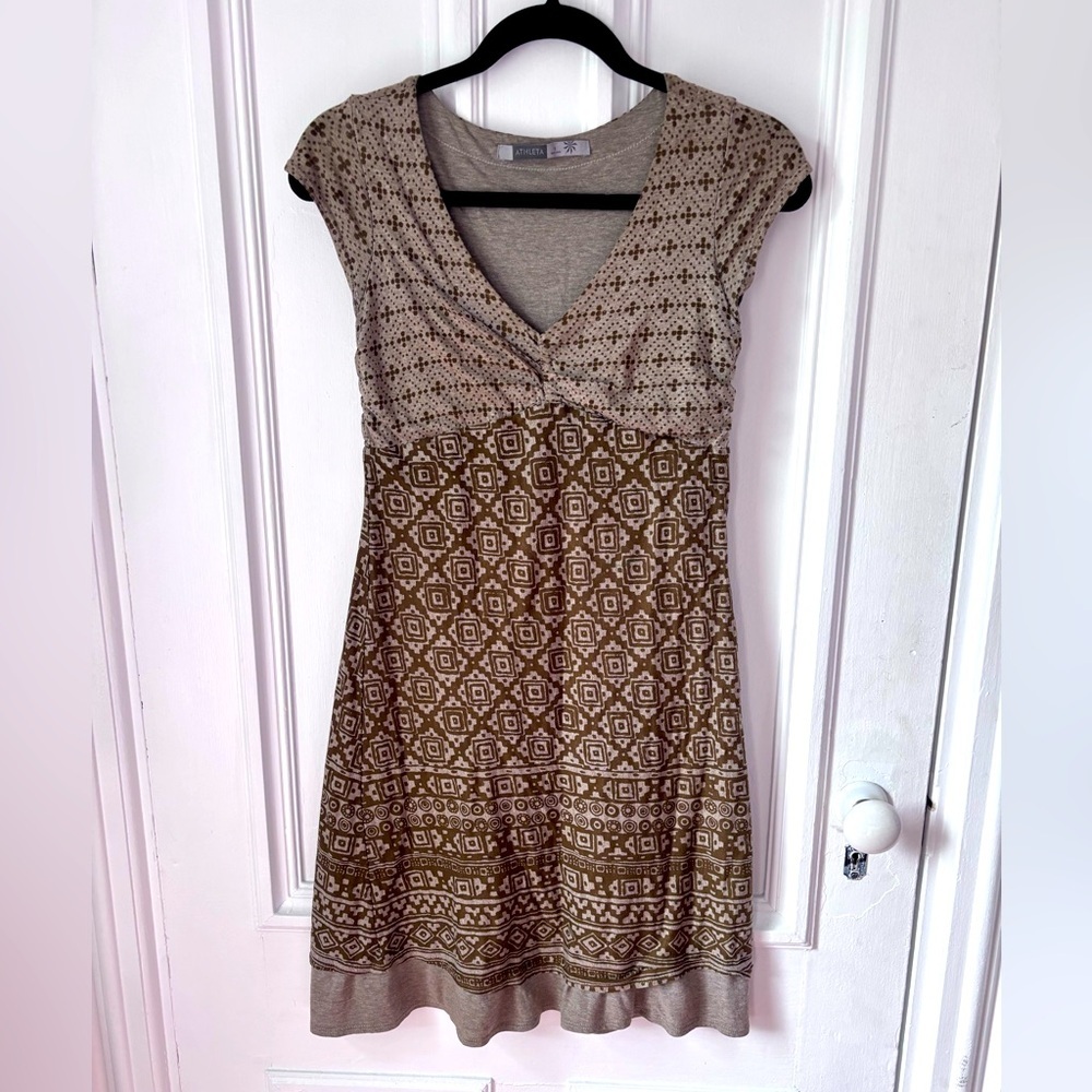 Women’s Athleta Dhara Burnout Green Empire Waist Dress Size Small